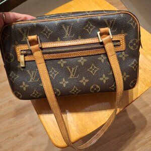 Louis Vuitton Cite MM
